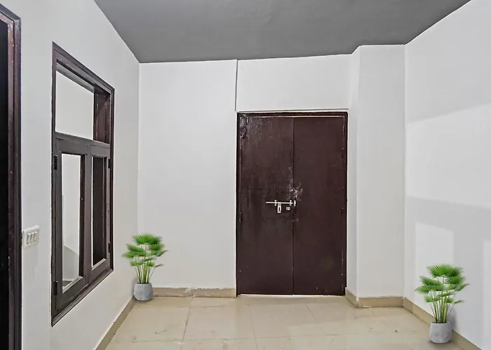 Hotel O Sunrise Villa Near Select Citywalk Mall